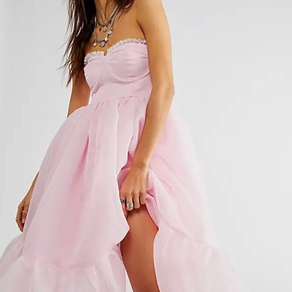 Selkie Light Pink Corset French Puff Strapless Sweetheart Neckline - Picture 2 of 4